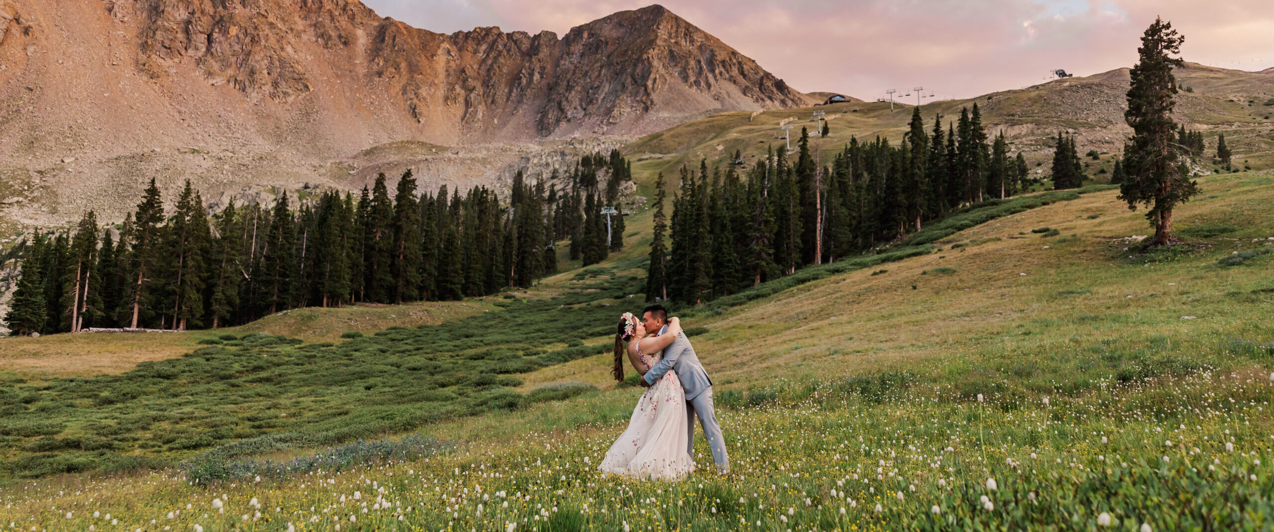 clare and kevin wedding - kiss in a field